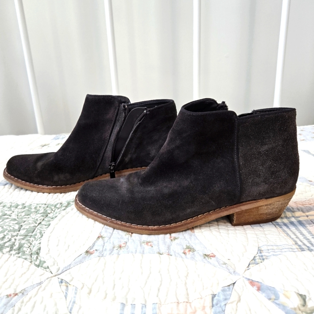 Dark Gray Sam Edelman Suede Ankle Boots sz 8 gently used